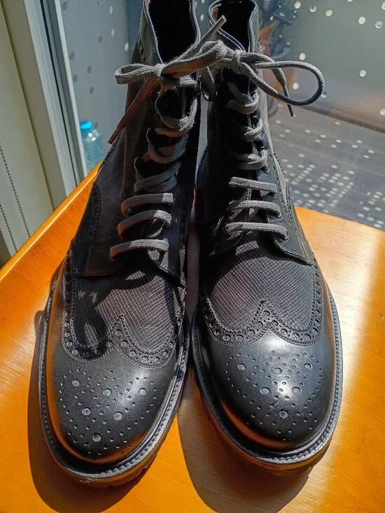 Magnanni for Saks Fifth Avenue Boots 9.5 *Like New - Picture 4 of 12